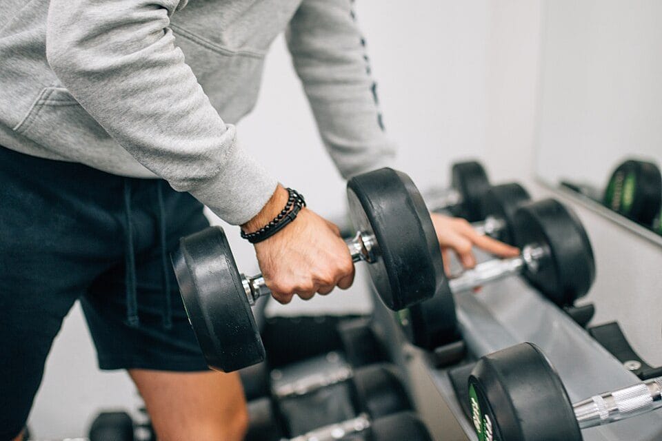 Lifting on GLP-1: How Men Over 35 Protect Muscle While Ozempic Does the Fat Loss