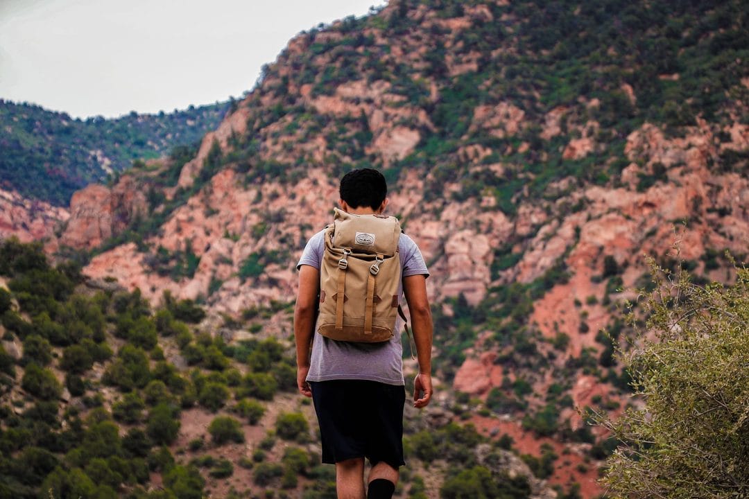 Rucking: The Military Training Method That Doesn't Need a Gym